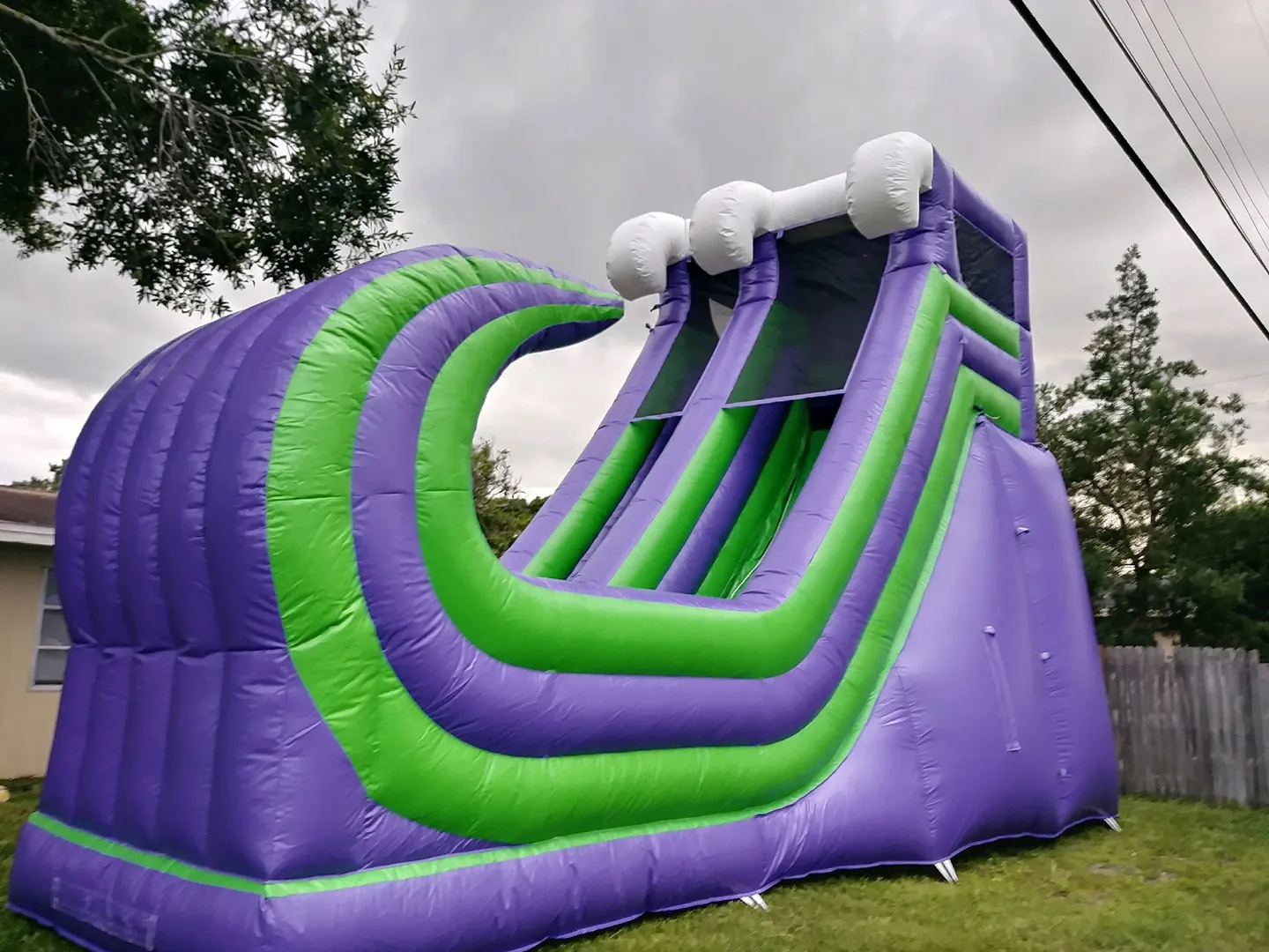 22FT CURVED RAMPAGE WATER SLIDE